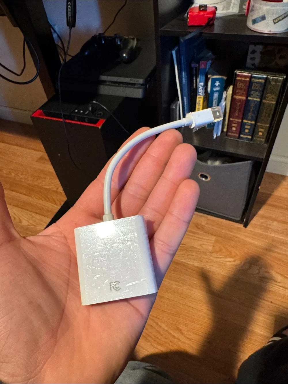 Best Buy Essentials White Mini DisplayPort to VGA Adapter